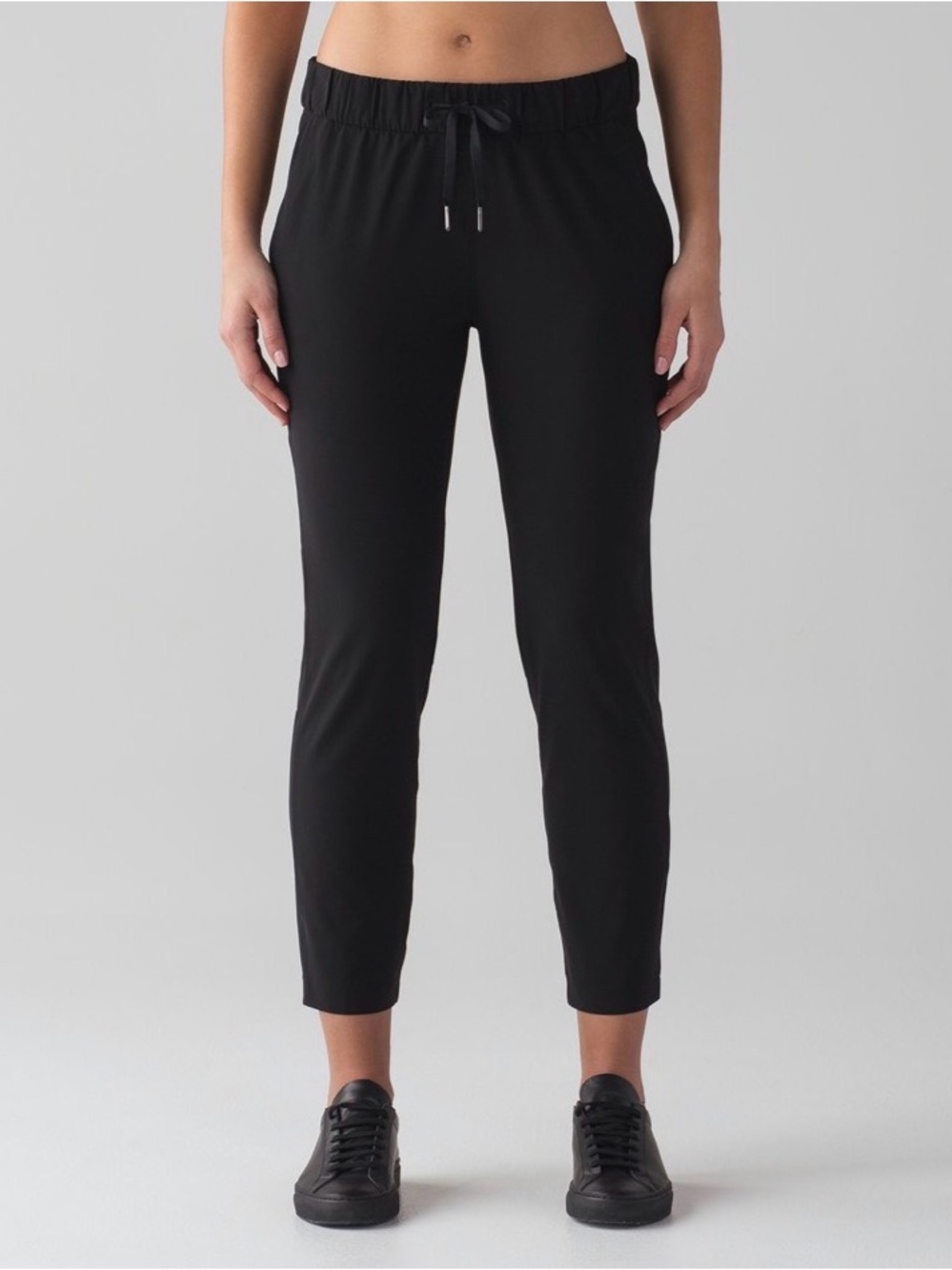 Lululemon On The Fly Pant *Woven 28" Black Size 12 Gym Athleisure Activewear